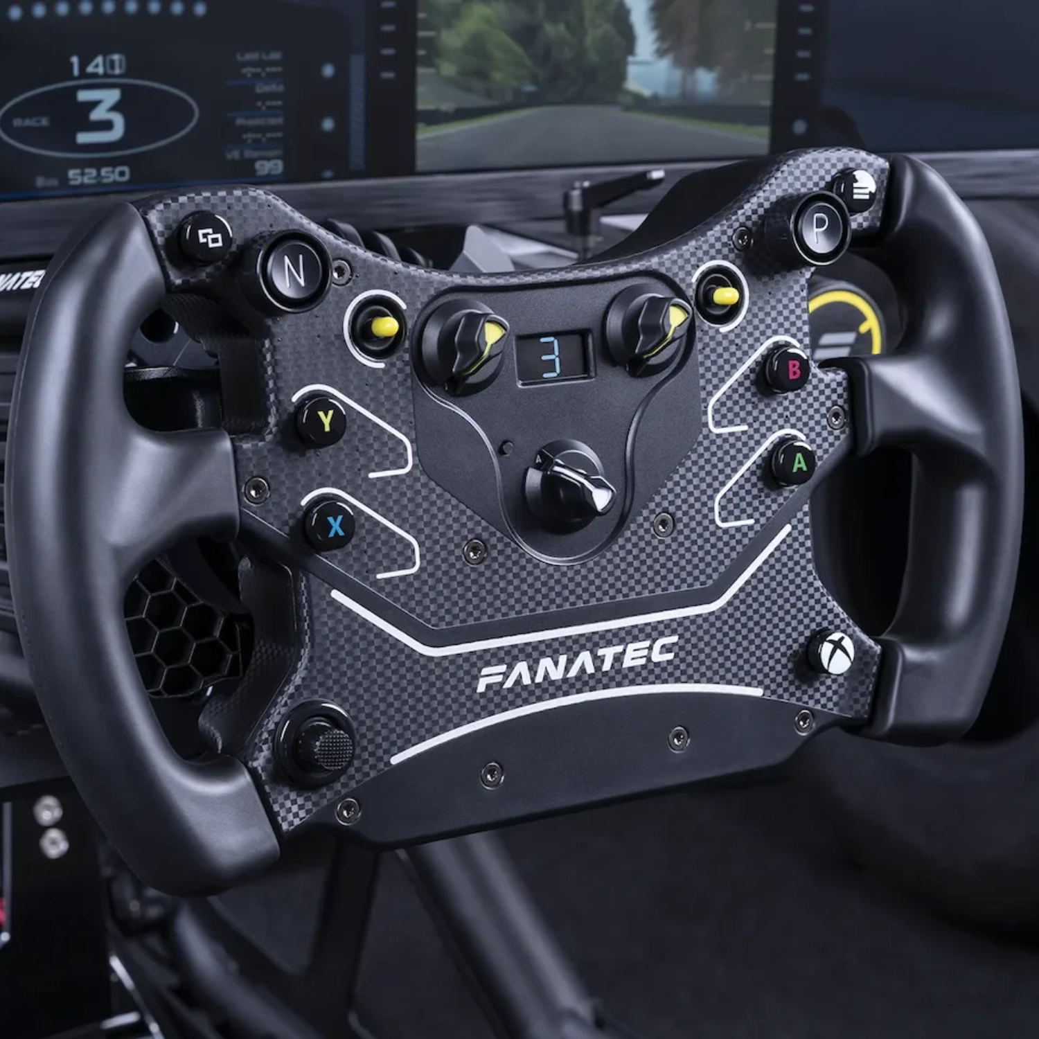 Fanatec CSL GT3 zamontowana w kokpicie symulatora wyścigowego